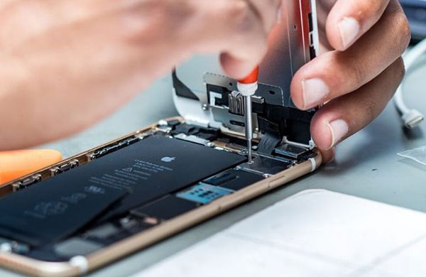 iPhone Screen Repair